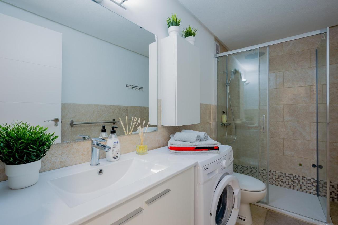 Bright & Stylish Apartment In Chipeque, Los Cristianos アロナ エクステリア 写真